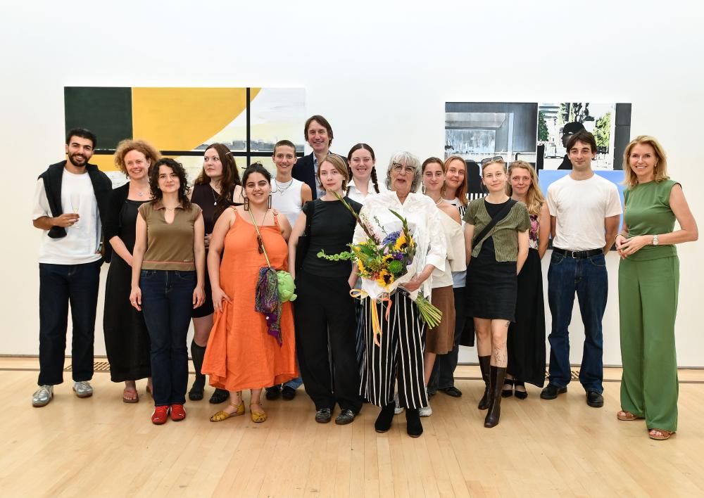 Foto van enkele deelnemers aan de Kunstprijs van de Raad 2025.