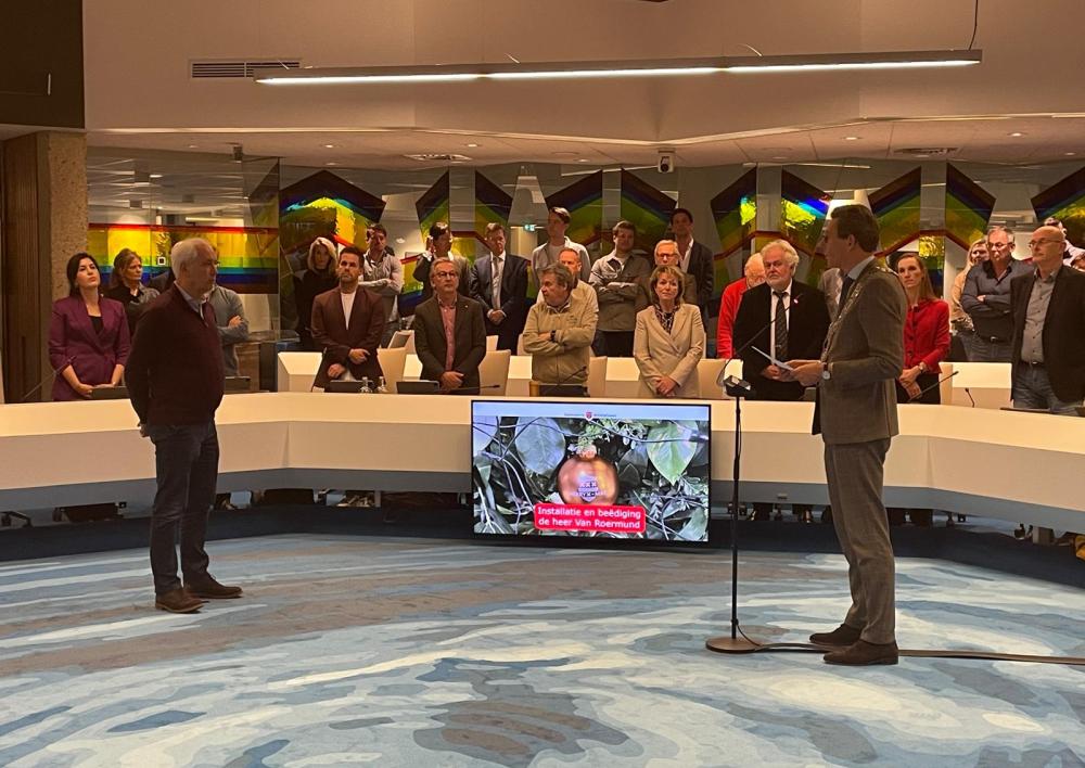 Installatie Paul van Roermund